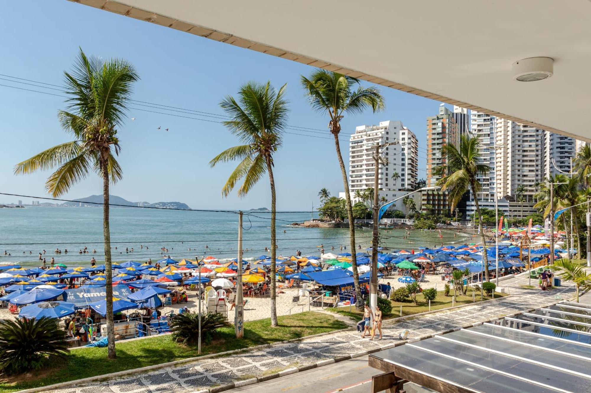 Apto - Predio De Frente Para Praia - Asturias - Guaruja - 2 Vagas Garagem - Wi-Fi E Ar Condicionado Exterior foto